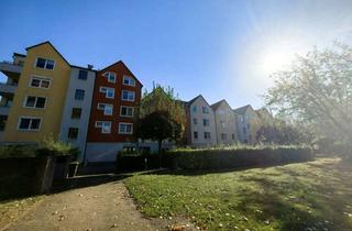 Wohnung kaufen in Mühlenweg 47c, 15232 Frankfurt, zum Kauf: charmante 2-Raum Dachgeschosswohnung mit tollem Blick über die Oderwiesen