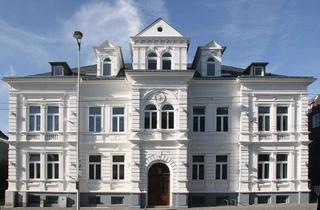 Büro zu mieten in Neuenhofer Straße 11, 42657 Solingen, Büroräume in denkmalgeschütztem Gebäude – Historisches Flair im alten Rathaus Höhscheid