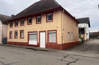 Mehrfamilienhaus kaufen in 76461 Muggensturm, Muggensturm - Vielseitiges Mehrfamilienhaus mit 3 Wohneinheiten im Ortskern von Muggensturm