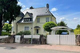 Villa kaufen in 76593 Gernsbach, Besonders schöne Villa am Kelterberg sucht Liebhaber