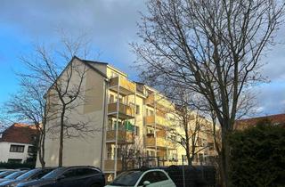 Wohnung kaufen in 99091 Gispersleben, GEPFLEGTE DACHGESCHOSSWOHNUNG MIT BALKON UND WEITBLICK