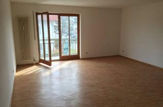 Wohnung kaufen in Dorfplatz 3-5, 83101 Rohrdorf, Schöne Wohnung mit zwei Zimmern und Südbalkon in Rohrdorf