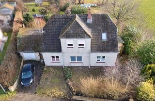 Haus kaufen in 24619 Tarbek, Tarbek: Großes, modernisiertes Ein- /Zweifamilienhaus in ruhiger und dennoch verkehrsgünstiger Lage