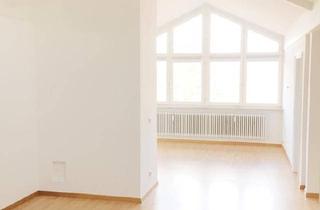 Wohnung kaufen in 82064 Straßlach-Dingharting, Straßlach-Dingharting - Exklusive 2-Zimmer-Dachgeschosswohnung in Grünwald