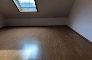 Wohnung mieten in Märkerwaldstraße 26a, 64625 Bensheim, Ansprechende 3-Zimmer-DG-Wohnung in Bensheim-Gronau