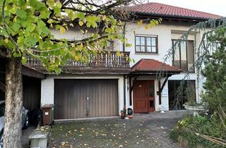 Einfamilienhaus kaufen in 69254 Malsch, Geräumiges Einfamilienhaus in Malsch mit vielen Parkplätzen, Montagegrube und Ausbaureserve