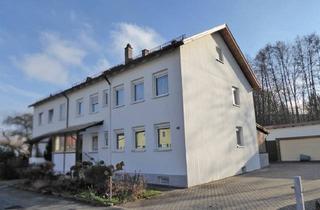 Doppelhaushälfte kaufen in 95466 Weidenberg, Weidenberg - großzügiges Wohnhaus mit viel Potential