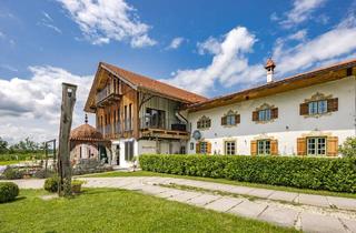 Bauernhaus kaufen in 83313 Siegsdorf, Siegsdorf - Charmantes Bauernhaus und Luxus Chalet mit Bergblick und Außenpool