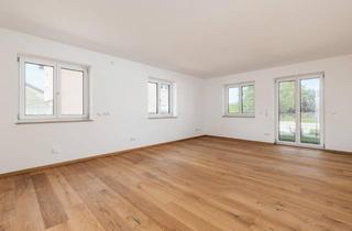 Wohnung kaufen in Alte Schulstraße 19, 95703 Plößberg, Plößberg - Neubau: Attraktive 3-Zimmer-Wohnung mit Terrasse und Gartenanteil im Erdgeschoss