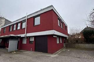 Praxen kaufen in Pallinger Straße 17, 83308 Trostberg, Großzügiges Wohnhaus mit integrierter Arztpraxis – 300 m² Wohn- und Nutzfläche in Trostberg.