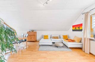 Wohnung kaufen in 74369 Löchgau, Helle Dachgeschoss Wohnung mit Stellplatz mit Blick über Löchgau zu verkaufen