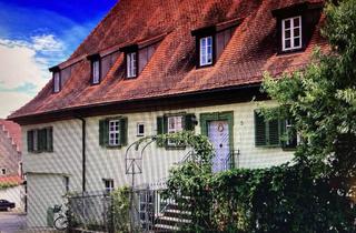 Wohnung kaufen in 97320 Sulzfeld, Exquisites Liebhaberobjekt: 2-Zimmerwohnung an historischer Stelle