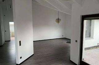 Wohnung mieten in Hungerbergstrasse 72, 71364 Winnenden, Schöne renovierte 3.5 Zimmer DG-Wohnung in Winnenden - Dachterrasse und TG-Stellplatz