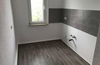 Wohnung mieten in Karl-Liebknecht-Straße 29, 99752 Bleicherode, Altbauwohnung!