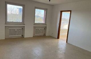 Sozialwohnungen mieten in Badener Weg 26, 40667 Meerbusch, !!! Charmantes Appartment im 4.OG mit Aufzug + Balkon- (mit WBS für 1 Person) - 1600/47204/88 Meerb