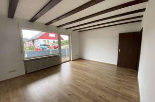 Wohnung mieten in Höhstraße 28-30, 66996 Fischbach, Sehr schöne 2-ZKB-Wohnung mit Balkon und Einbauküche in Fischbach bei Dahn