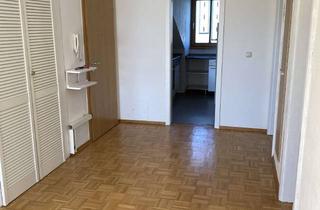 Wohnung mieten in 86720 Nördlingen, Helle, ruhige DG-Wohnung mit Balkon und EBK