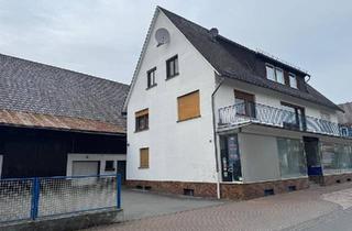 Mehrfamilienhaus kaufen in 35108 Allendorf, Allendorf (Eder) - Mehrfamilienhaus mit Laden & Scheune in Battenfeld zu verkaufen