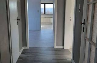 Wohnung mieten in Kirchbergstraße 11, 69245 Bammental, Geschmackvolle, vollständig renovierte 3,5-Zimmer-DG-Wohnung in Bammental