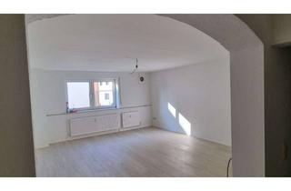 Wohnung mieten in Eichenweg, 84183 Niederviehbach, Attraktive und sanierte 2,5-Raum-Souterrain-Wohnung mit gehobener Innenausstattung in Niederviehbach