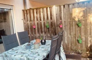 Wohnung mieten in In Den Fensenbäumen, 69198 Schriesheim, charmante 3-Zimmer-Wohnung mit eigener Terrasse und Garten in einem familienfreundlichen Wohngebiet