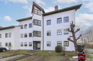 Wohnung kaufen in Schloßweg, 83071 Stephanskirchen, Stephanskirchen am Schloßberg: 1-Zimmer-Wohnung mit Terrasse und Gartenanteil, vermietet