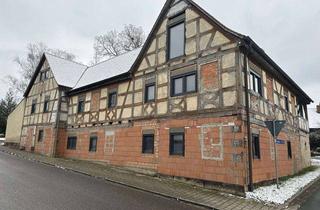 Mehrfamilienhaus kaufen in 91471 Illesheim, Sanierungsobjekt