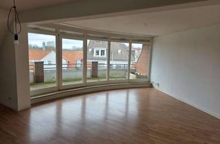 Wohnung mieten in Große Schmützstraße, 23758 Oldenburg, Exklusive Maisonette-Wohnung mit großem Balkon – Stilvolles Wohnen auf zwei Ebenen