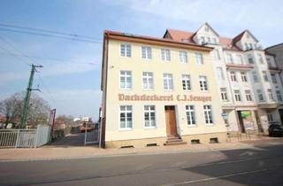 Wohnung mieten in 19053 Altstadt, Erstbezug nach Sanierung: 2-Zimmer-Wohnung mit Einbauküche, Duschbad und Dachterrasse zu mieten!